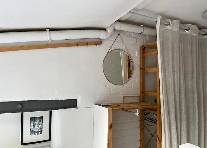 Lovely Little Duplex House *