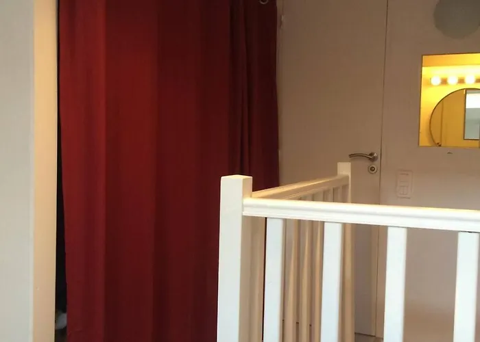 Lovely Little Duplex House * Paris